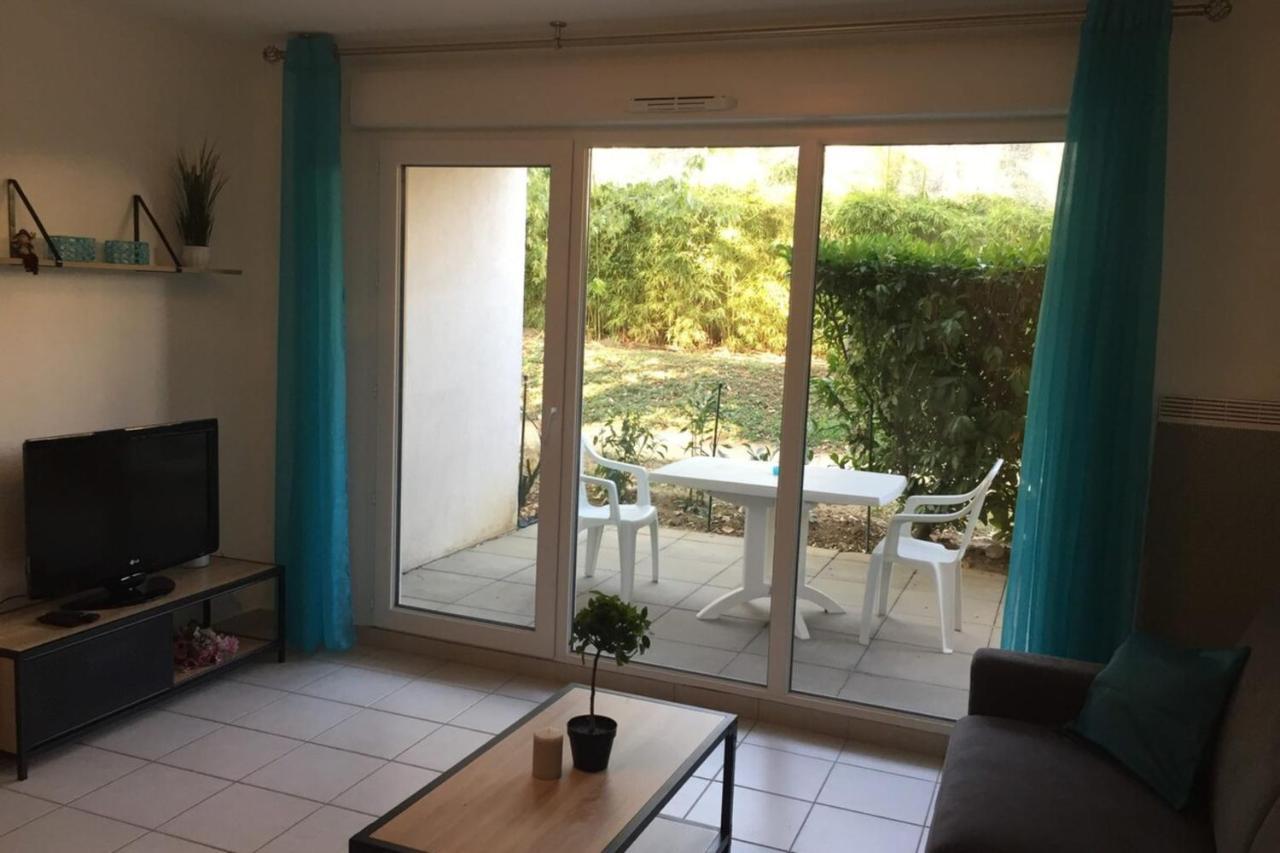 Appartement Les Jardins De Louise-2 Pers Avec Parking-Terrasse à Vénissieux Extérieur photo